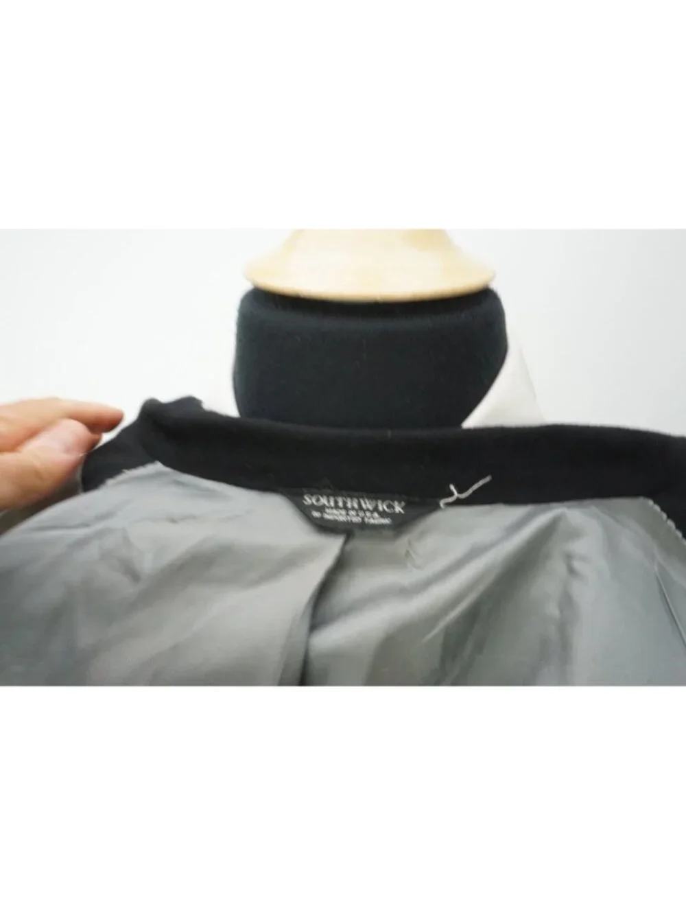 Southwick Flannel Black Cashmere Feel Sport Coat Jacket Sz 46R